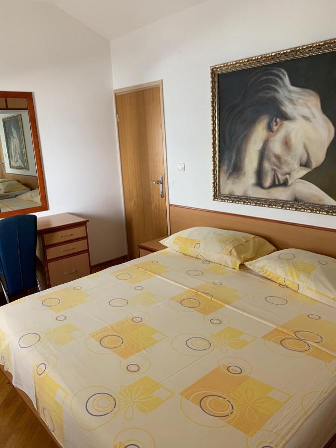 Apartments Epicentar Centar Baška Voda Esterno foto