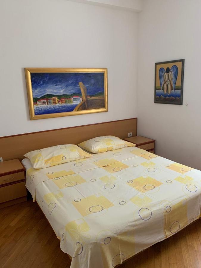 Apartments Epicentar Centar Baška Voda Esterno foto